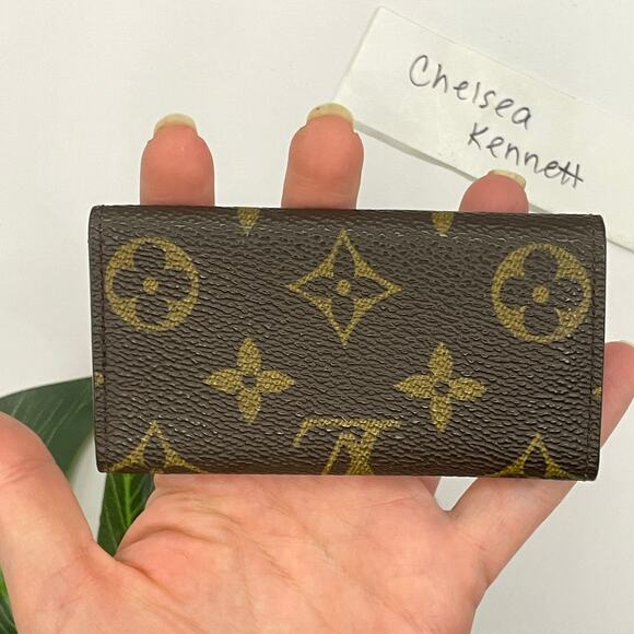Louis Vuitton 4 Key Holder Ring Chain Monogram Canvas Wallet SLG Keychain - Picture 7 of 15